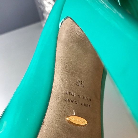 Sergio Rossi turquoise patent leather pumps - Picture 6 of 7